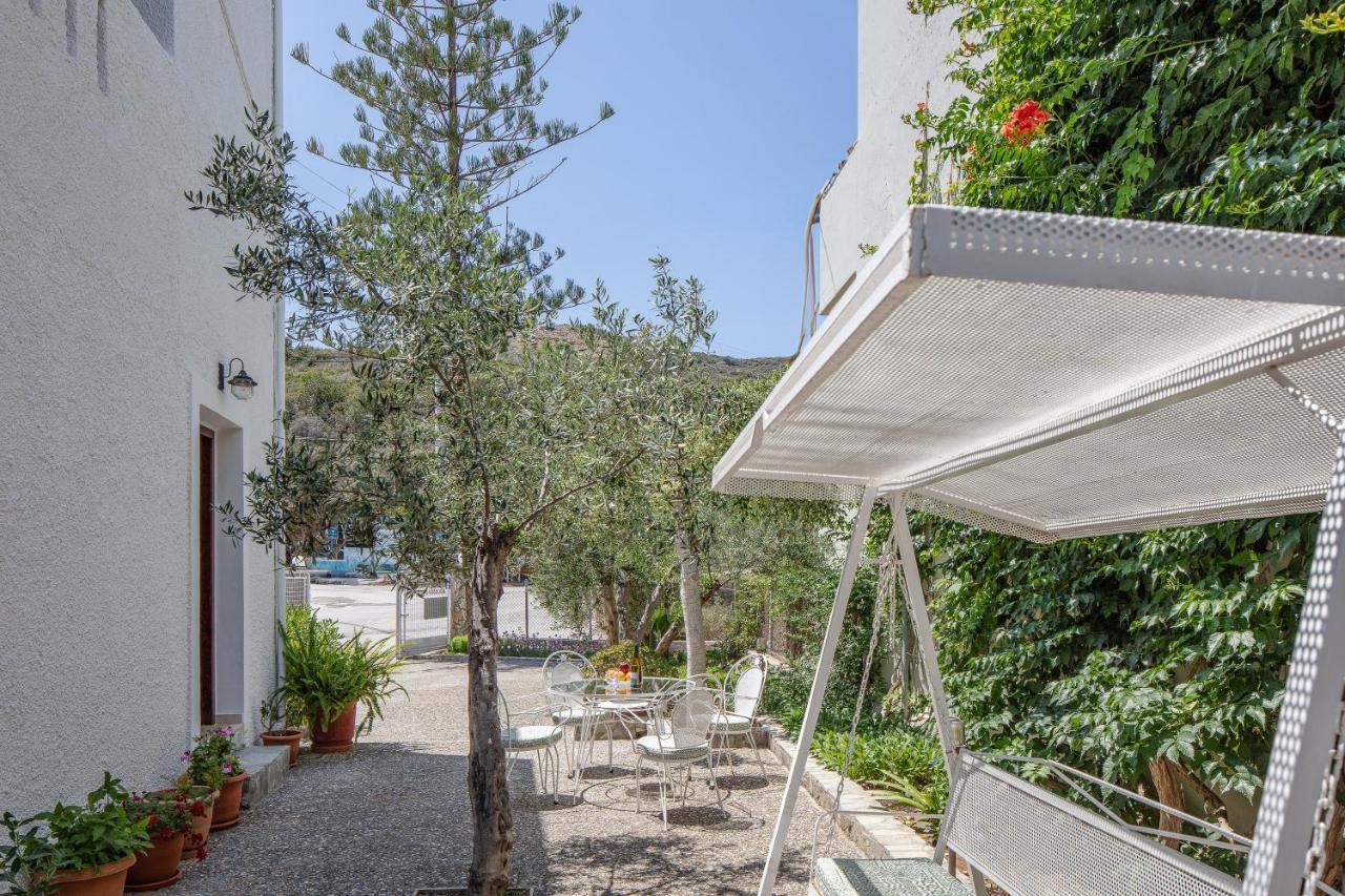 Eleftheria Studios Bali  Exterior photo