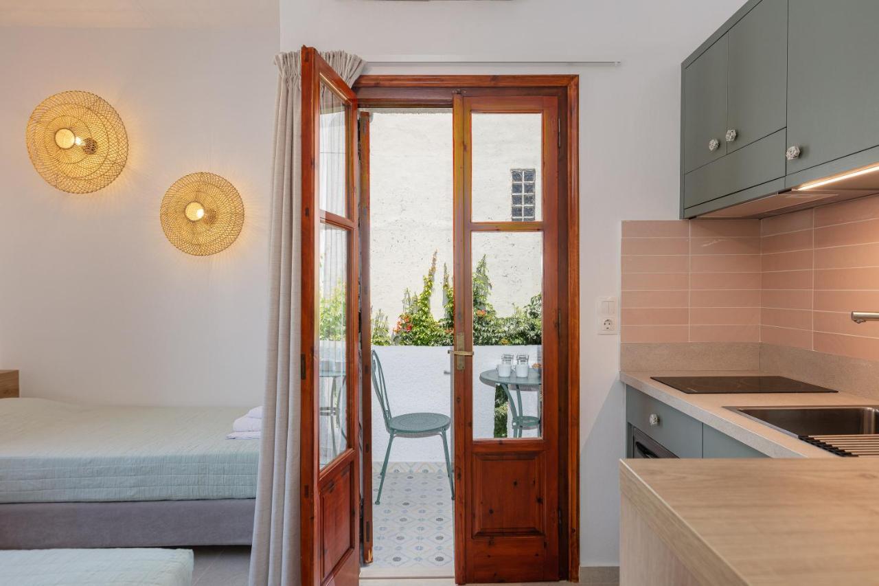 Eleftheria Studios Bali  Exterior photo